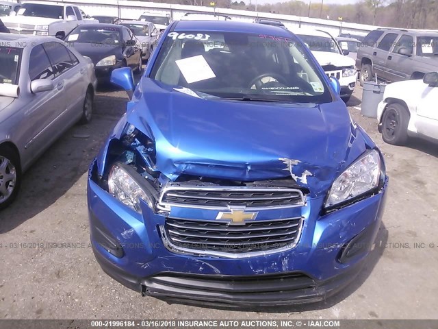 KL7CJKSB8GB716676 - 2016 CHEVROLET TRAX LS BLUE photo 6