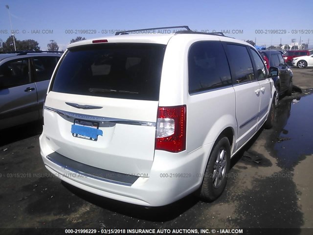 2A4RR5DG9BR796803 - 2011 CHRYSLER TOWN & COUNTRY TOURING WHITE photo 4