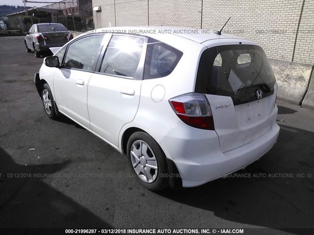 JHMGE8H35DC038520 - 2013 HONDA FIT WHITE photo 3