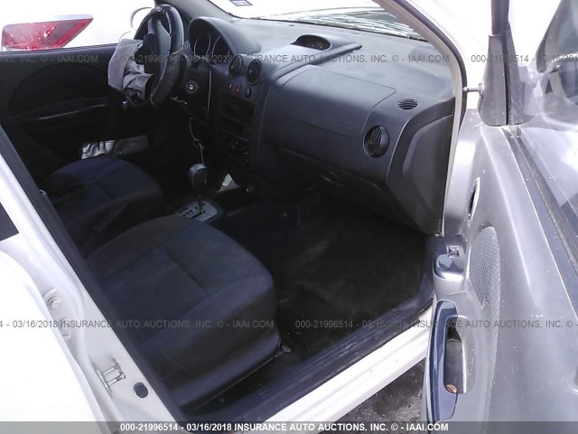 KL1TD66608B083551 - 2008 CHEVROLET AVEO LS WHITE photo 5