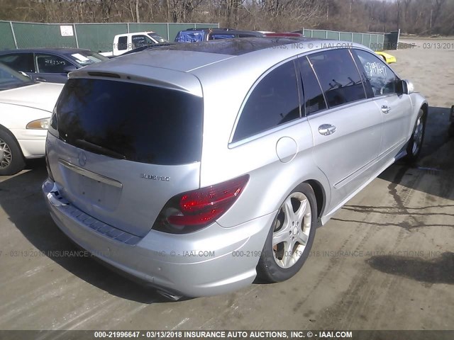 4JGCB25E39A096605 - 2009 MERCEDES-BENZ R 320 SILVER photo 4