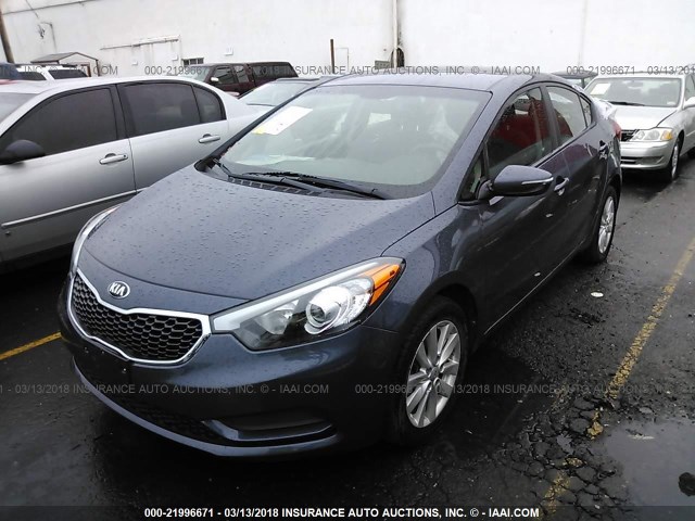 KNAFX4A65E5218331 - 2014 KIA FORTE LX GRAY photo 2