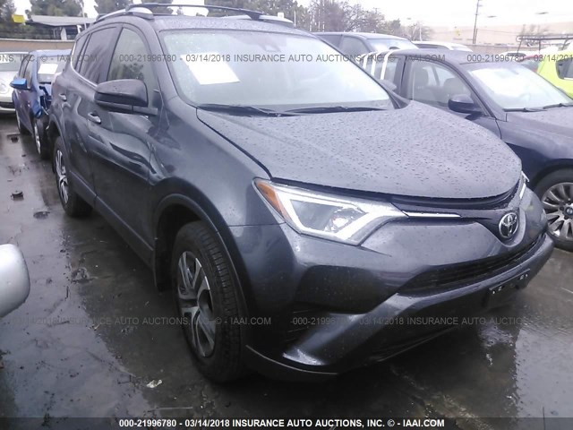 JTMZFREV1HJ148677 - 2017 TOYOTA RAV4 LE GRAY photo 1