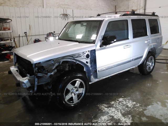 1J4RG4GK1AC137041 - 2010 JEEP COMMANDER SPORT SILVER photo 2