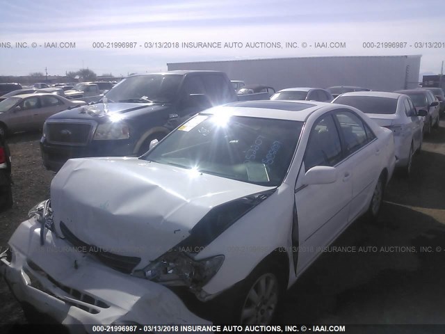 4T1BF32K53U052207 - 2003 TOYOTA CAMRY LE/XLE/SE WHITE photo 2