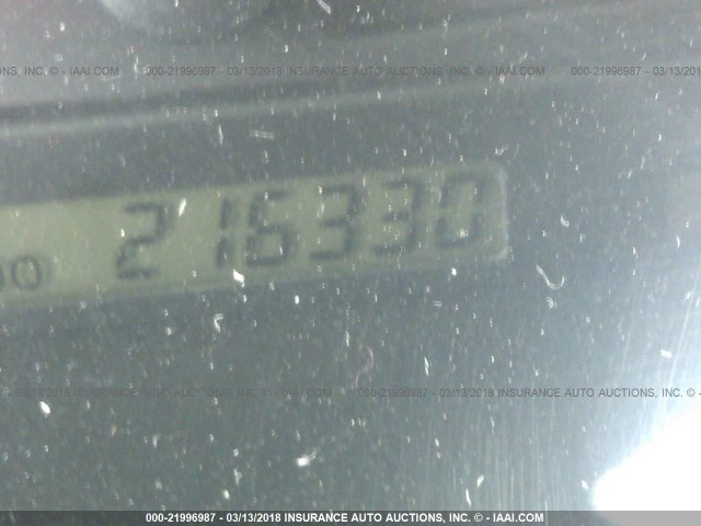 4T1BF32K53U052207 - 2003 TOYOTA CAMRY LE/XLE/SE WHITE photo 7