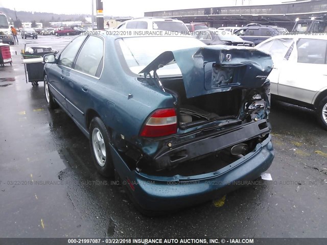 1HGCD5639RA124650 - 1994 HONDA ACCORD LX/EX GREEN photo 3