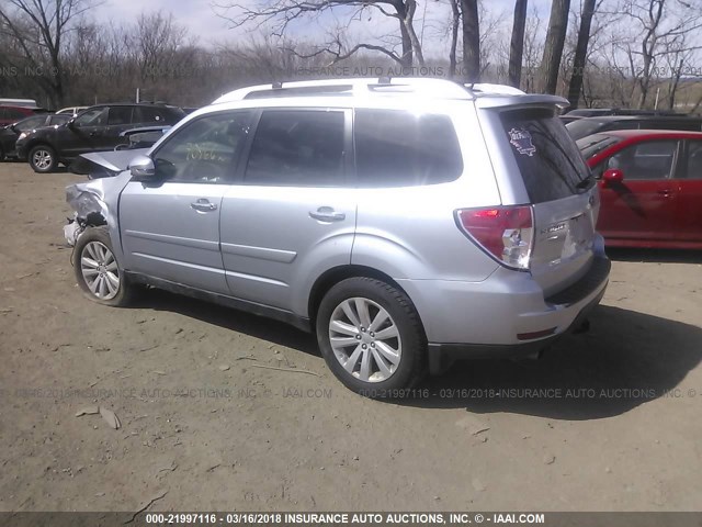 JF2SHAGC2DH412484 - 2013 SUBARU FORESTER TOURING SILVER photo 3