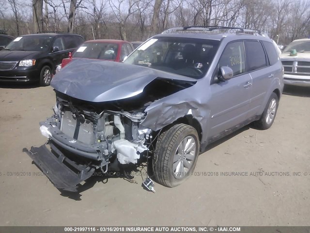 JF2SHAGC2DH412484 - 2013 SUBARU FORESTER TOURING 银色 照片 6