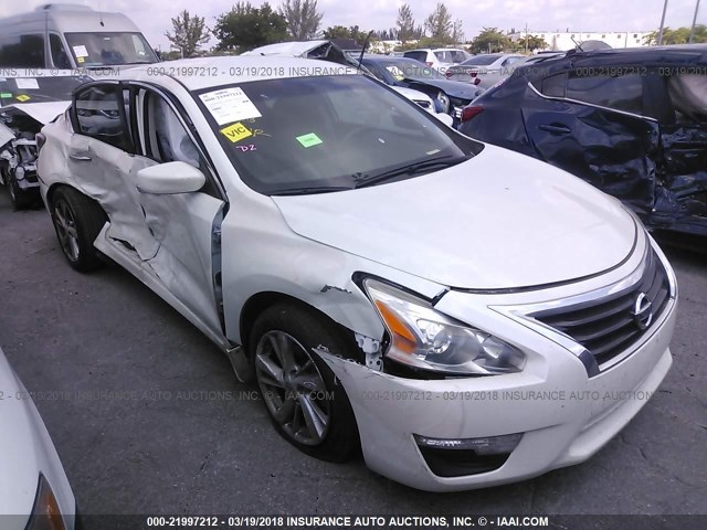 1N4AL3AP6EN254109 - 2014 NISSAN ALTIMA 2.5/S/SV/SL WHITE photo 6