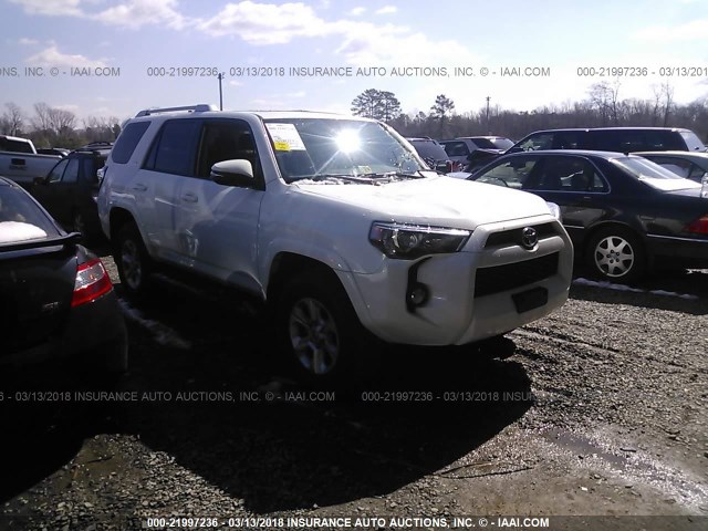 JTEBU5JR6G5384396 - 2016 TOYOTA 4RUNNER SR5 PREM/LTDL/TRAIL/TRD WHITE photo 1