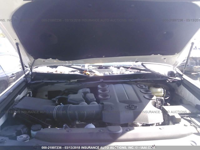 JTEBU5JR6G5384396 - 2016 TOYOTA 4RUNNER SR5 PREM/LTDL/TRAIL/TRD WHITE photo 10