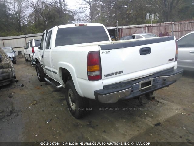 1GTHC29U42E304269 - 2002 GMC SIERRA C2500 HEAVY DUTY 白色 照片 3
