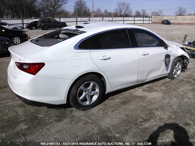 1G1ZB5ST9GF359983 - 2016 CHEVROLET MALIBU LS თეთრი ფოტო 4