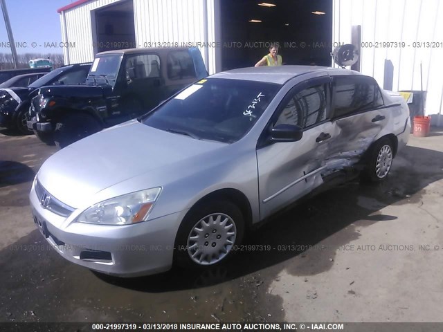 1HGCM56116A008143 - 2006 HONDA ACCORD VALUE SILVER photo 2