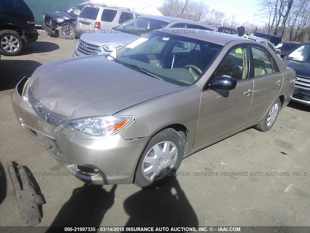 4T1BE32KX2U531496 - 2002 TOYOTA CAMRY LE/XLE/SE BEIGE photo 2