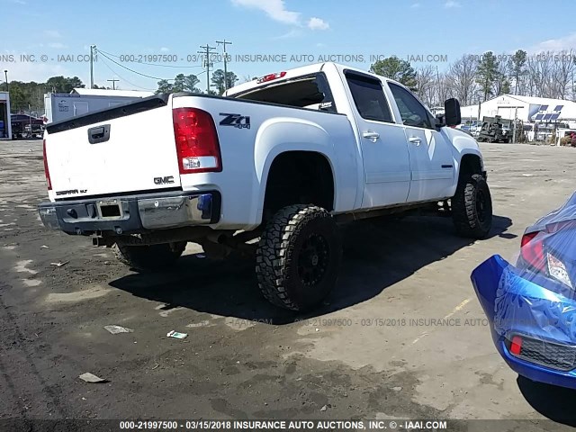 2GTEK13M771569057 - 2007 GMC NEW SIERRA K1500 WHITE photo 4