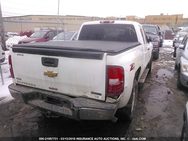 1GCSKSE34AZ293514 - 2010 CHEVROLET SILVERADO K1500 LT WHITE photo 6