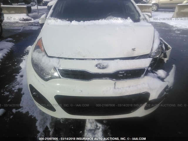 KNADN5A32D6139149 - 2013 KIA RIO EX/SX WHITE photo 6