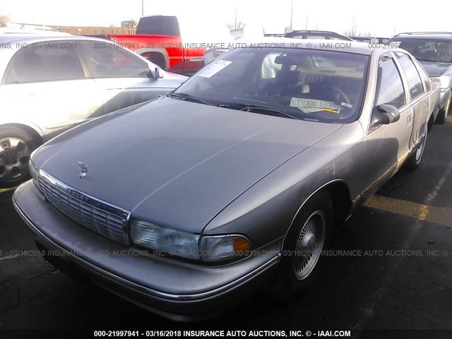 1G1BL52PXTR100932 - 1996 CHEVROLET CAPRICE / IMPALA CLASSIC/SS SILVER photo 2