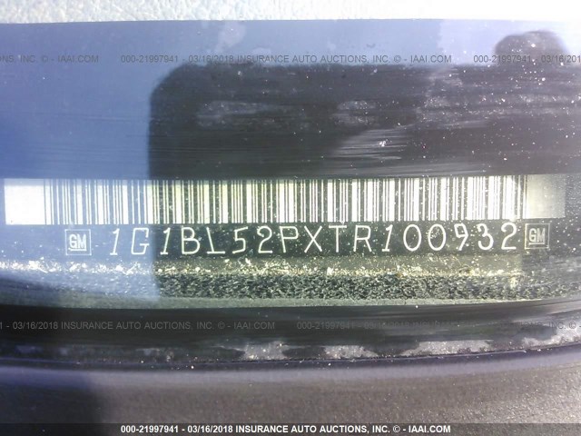 1G1BL52PXTR100932 - 1996 CHEVROLET CAPRICE / IMPALA CLASSIC/SS SILVER photo 9