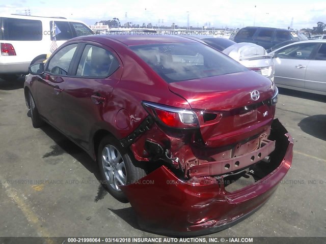 3MYDLBZV0GY132339 - 2016 TOYOTA SCION IA RED photo 3