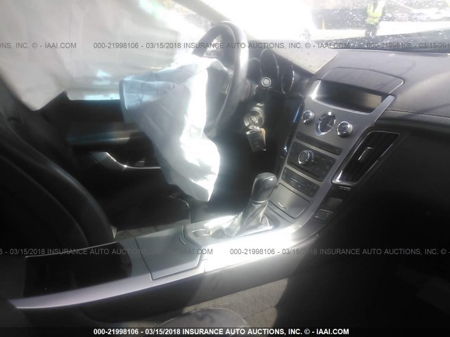 1G6DM5EV2A0128526 - 2010 CADILLAC CTS PERFORMANCE COLLECTION Черный фото 5