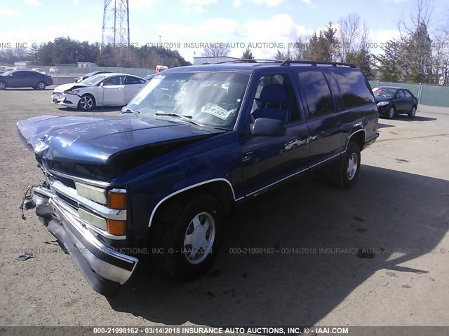 3GNEC16R1VG146393 - 1997 CHEVROLET SUBURBAN C1500 BLUE photo 2