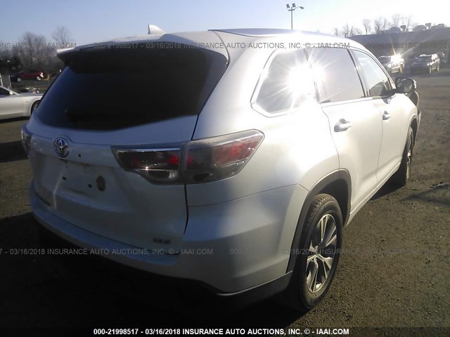 5TDKKRFH5ES011004 - 2014 TOYOTA HIGHLANDER XLE თეთრი ფოტო 4