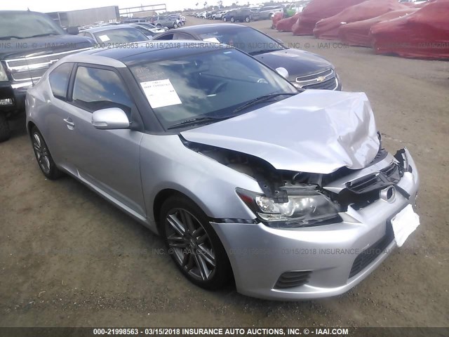 JTKJF5C73B3005504 - 2011 TOYOTA SCION TC 银色 照片 1