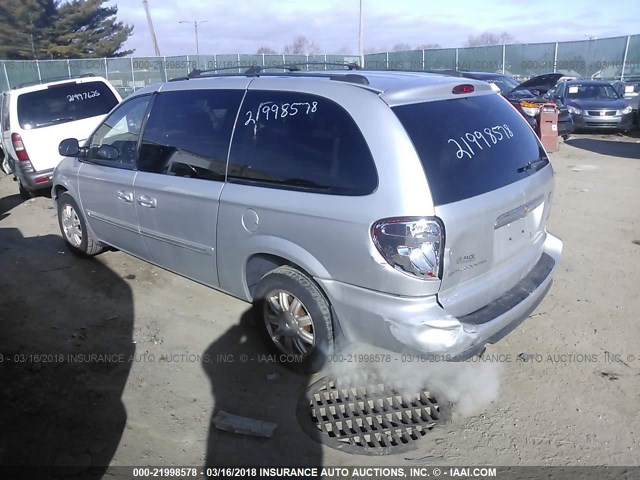 2C4GP54L05R532633 - 2005 CHRYSLER TOWN & COUNTRY TOURING SILVER photo 3