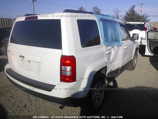 1J4NT1GA3BD271383 - 2011 JEEP PATRIOT SPORT WHITE photo 4