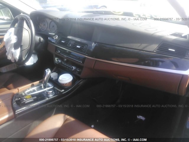 WBAFU7C59BDU54285 - 2011 BMW 535 XI Negro foto 5