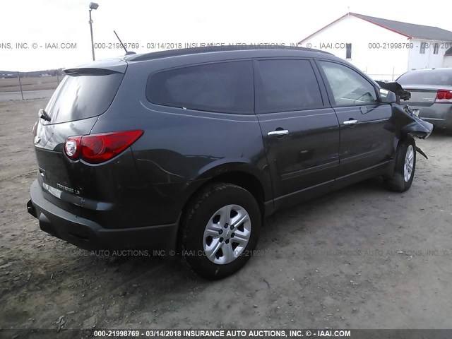 1GNKVFED1CJ364457 - 2012 CHEVROLET TRAVERSE LS GRAY photo 4