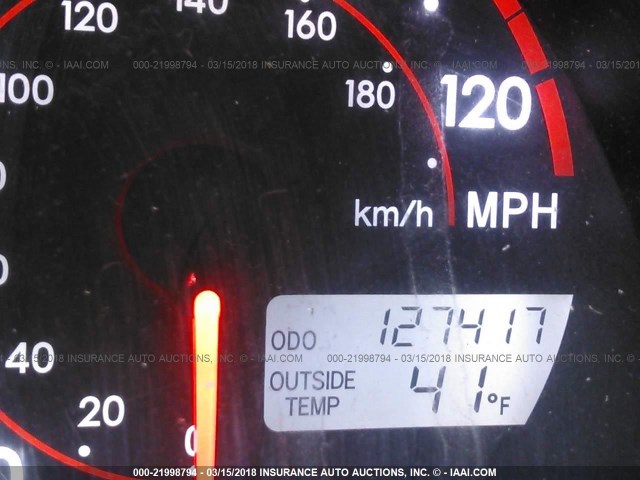 2T1KR32E36C596728 - 2006 TOYOTA COROLLA MATRIX XR GRAY photo 7