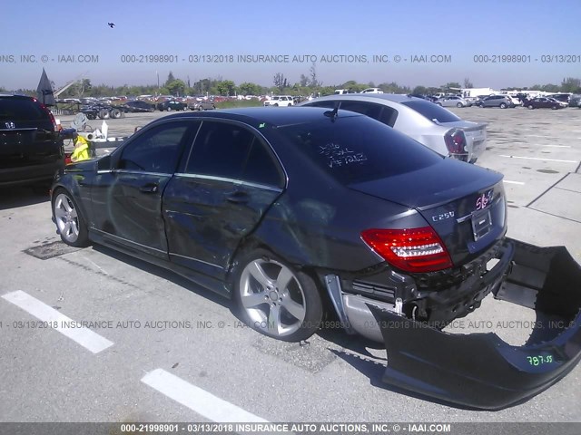 WDDGF4HB8EA967263 - 2014 MERCEDES-BENZ C 250 GRAY photo 3