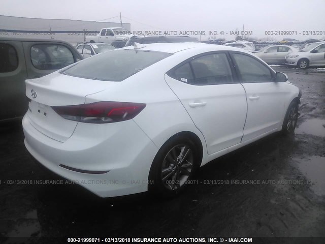 5NPD84LF4JH300436 - 2018 HYUNDAI ELANTRA SEL/VALUE/LIMITED WHITE photo 4