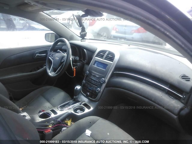 1G11B5SL6EF174994 - 2014 CHEVROLET MALIBU LS 黑色 照片 5