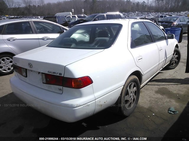 JT2BF22K510325058 - 2001 TOYOTA CAMRY CE/LE/XLE WHITE photo 4