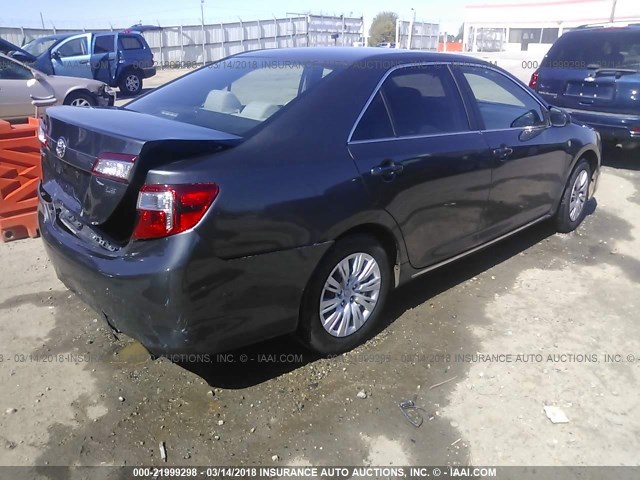 4T1BF1FK2CU003660 - 2012 TOYOTA CAMRY SE/LE/XLE GRAY photo 4