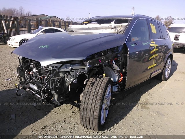 YV4BC0PL8H1174952 - 2017 VOLVO XC90 T8 GRAY photo 2