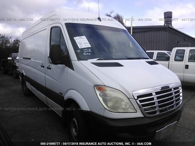 WDYPE8CC1A5450205 - 2010 FREIGHTLINER Sprinter 2500 WHITE photo 1