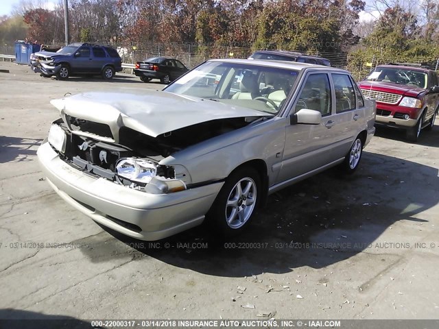 YV1LS61J6Y2639043 - 2000 VOLVO S70 SE GRAY photo 2