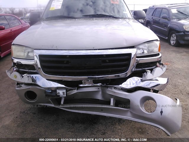 2GTEC19T941136914 - 2004 GMC NEW SIERRA C1500 SILVER photo 6