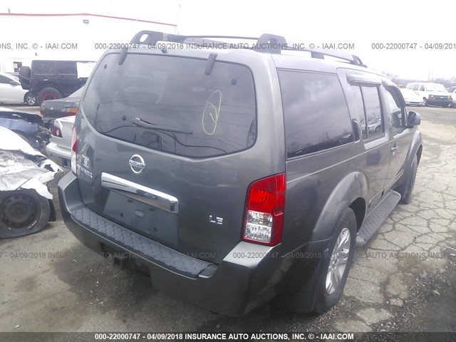 5N1AR18U15C713627 - 2005 NISSAN PATHFINDER LE/SE/XE GRAY photo 4