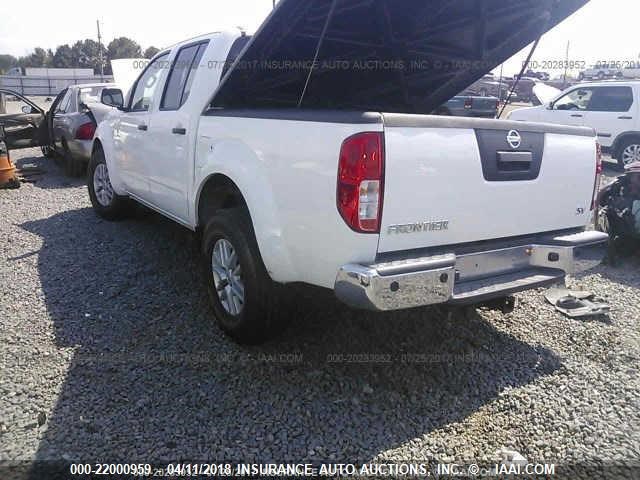 1N6AD0ER6FN709007 - 2015 NISSAN FRONTIER S/SV/SL/PRO-4X WHITE photo 3