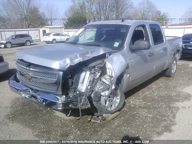 3GCPCSE06CG161818 - 2012 CHEVROLET SILVERADO C1500 LT SILVER photo 2