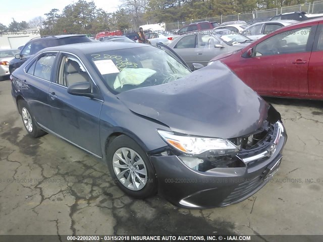 4T1BF1FK2HU800630 - 2017 TOYOTA CAMRY LE/XLE/SE/XSE BLACK photo 1