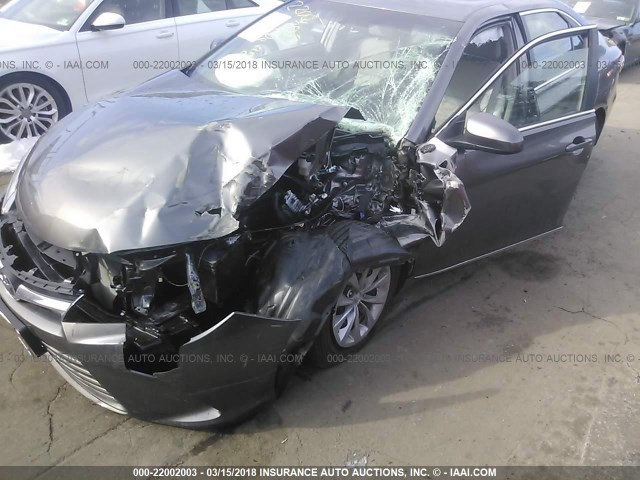 4T1BF1FK2HU800630 - 2017 TOYOTA CAMRY LE/XLE/SE/XSE BLACK photo 6