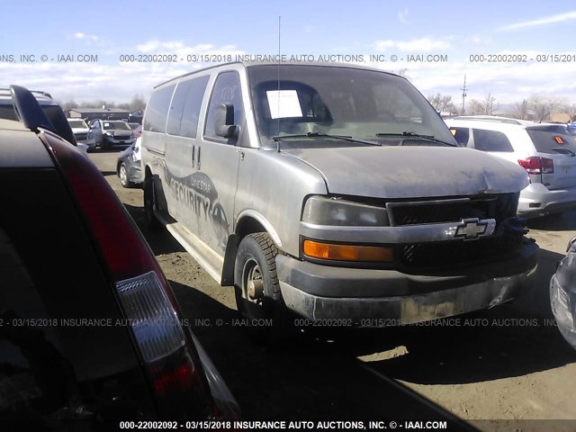 1GAHG39U841205340 - 2004 CHEVROLET EXPRESS G3500  SILVER photo 1